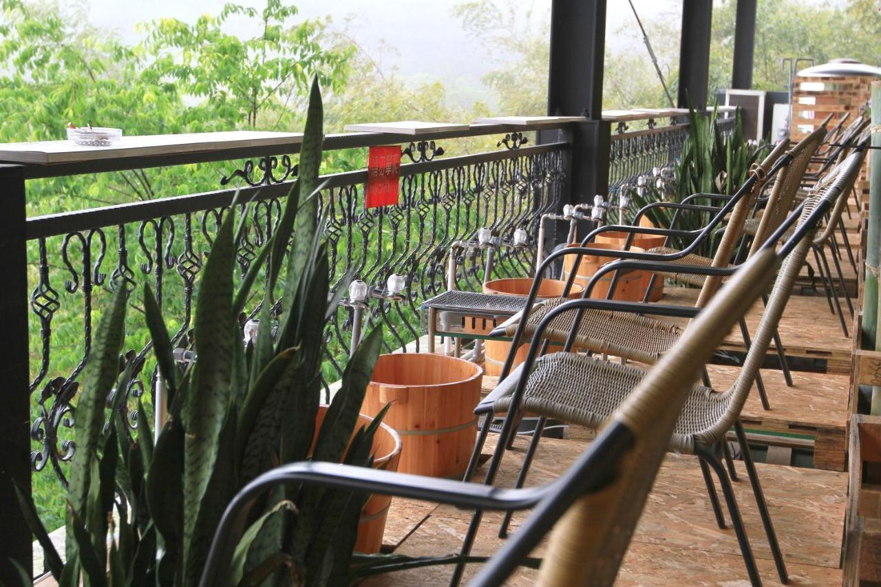 Romeo Inn Zhushan Exterior photo